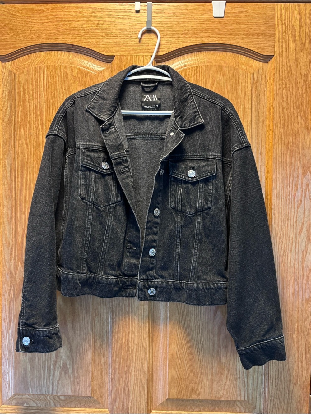 Zara Cropped Black Jean Jacket